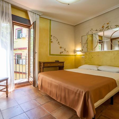 Yit Puerta Bisagra Hotel Toledo Kültér fotó
