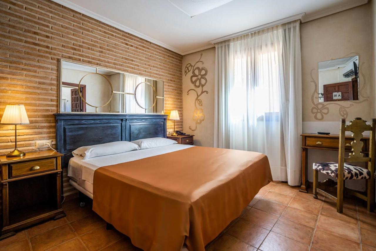 Yit Puerta Bisagra Hotel Toledo Kültér fotó