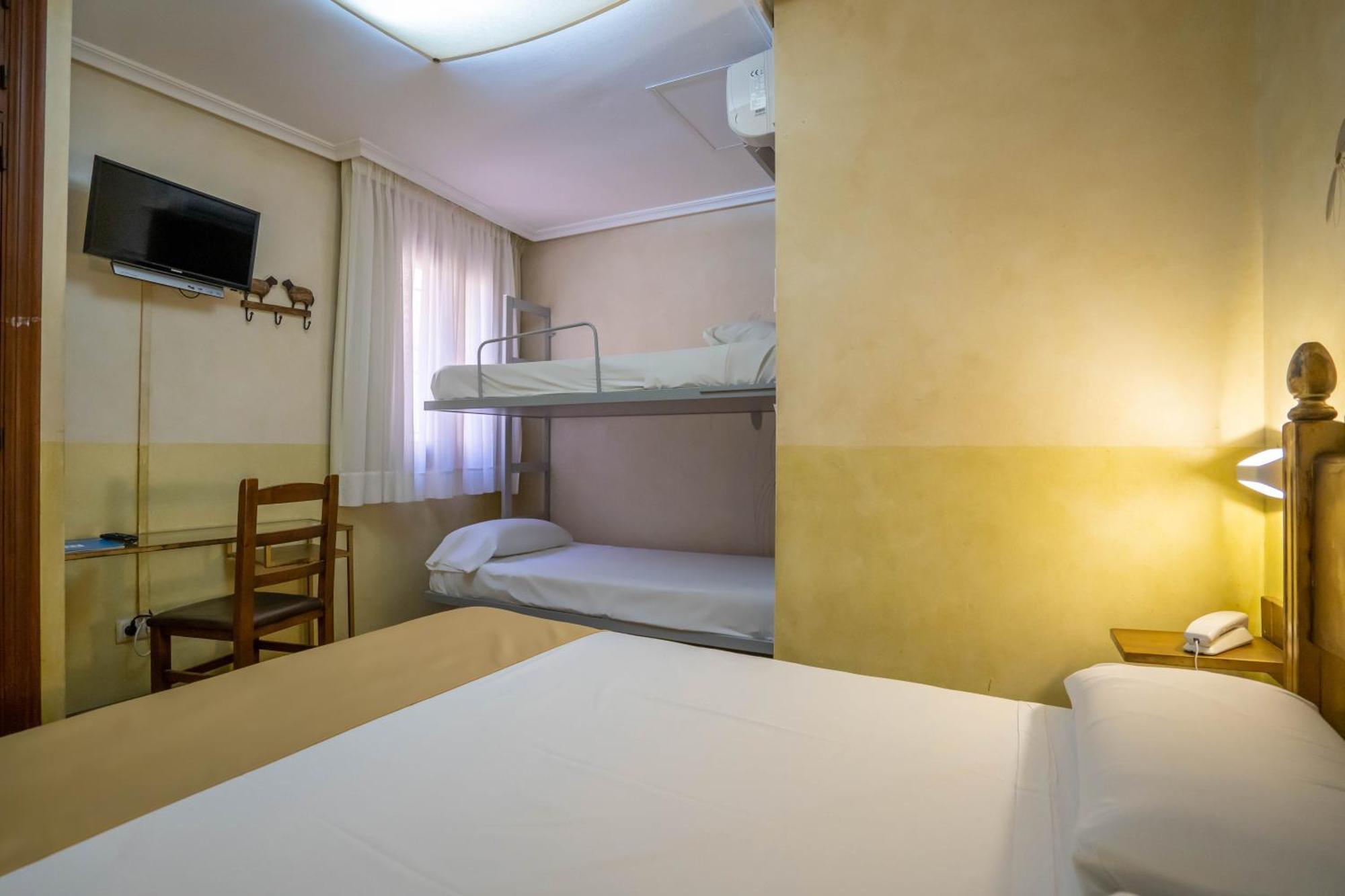 Yit Puerta Bisagra Hotel Toledo Kültér fotó